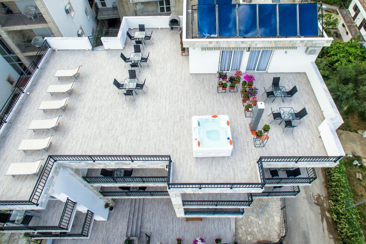 Apartments Saric บาร์ ภายนอก รูปภาพ